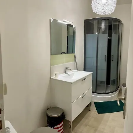 Apartment T2 Tgv Station *